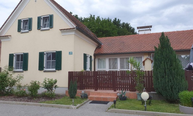 Wagerberg House | Holiday house Bad Waltersdorf for 2 - 6 persons with 2 bedrooms - Holiday house