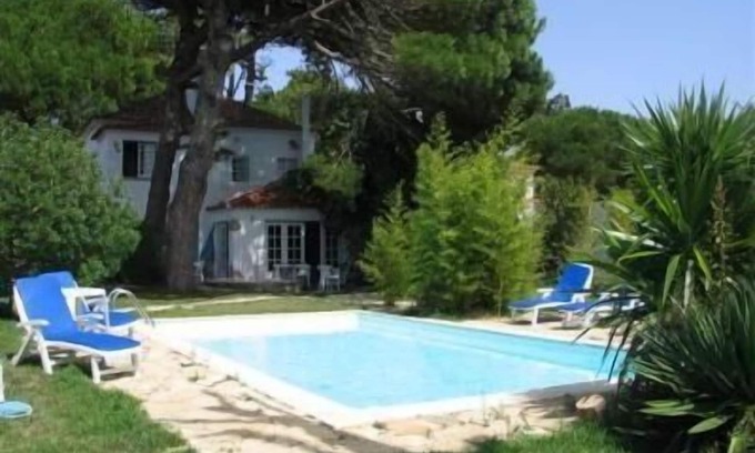 Colares House | Holiday house Colares for 1 - 10 persons with 5 bedrooms - Holiday house