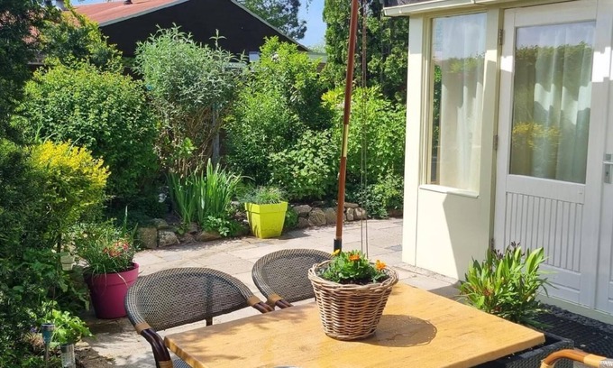 Dirkshorn House | Holiday house Dirkshorn for 1 - 4 persons with 3 bedrooms - Holiday house