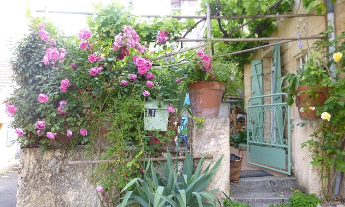 Couze-et-Saint-Front House | Holiday house Lalinde for 1 - 4 persons with 2 bedrooms - Holiday house
