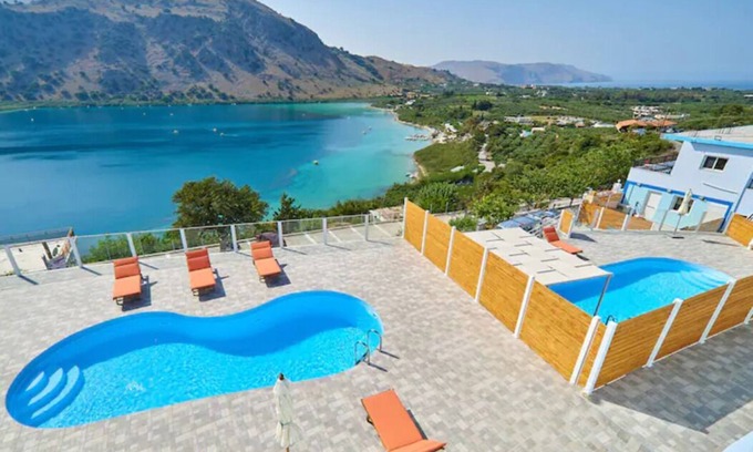 Kavallos House | Holiday house Kavallos for 1 - 16 persons with 4 bedrooms - Twin house