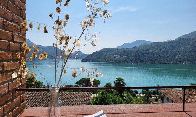 Morcote House | Holiday house Morcote for 1 - 4 persons with 2 bedrooms - Detached holiday house