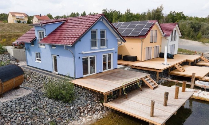Mucheln House | Holiday house Mücheln for 1 - 5 persons with 3 bedrooms - Holiday home