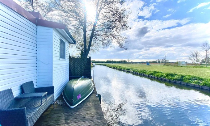 Onderdijk House | Holiday house Wervershoof for 1 - 4 persons with 2 bedrooms - Holiday house