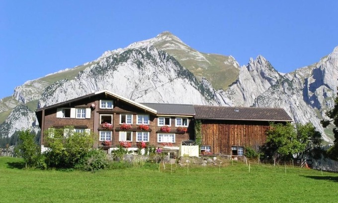 Wildhaus House | Holiday house Wildhaus for 1 - 6 persons with 3 bedrooms - Twin house