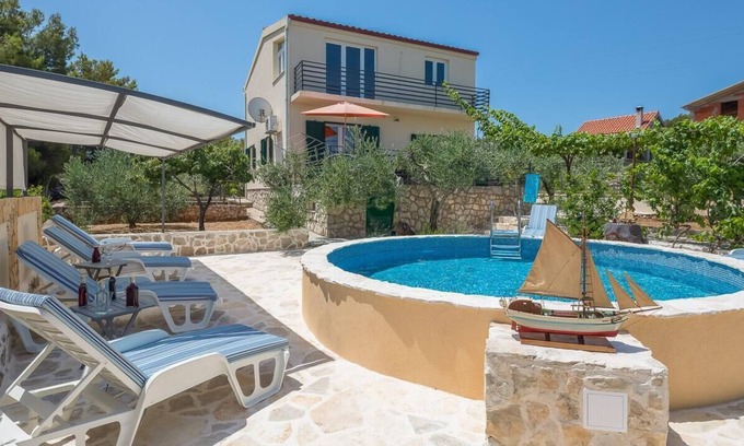 Rogac House | Holiday house with a swimming pool Rogač, Šolta (K-16444)