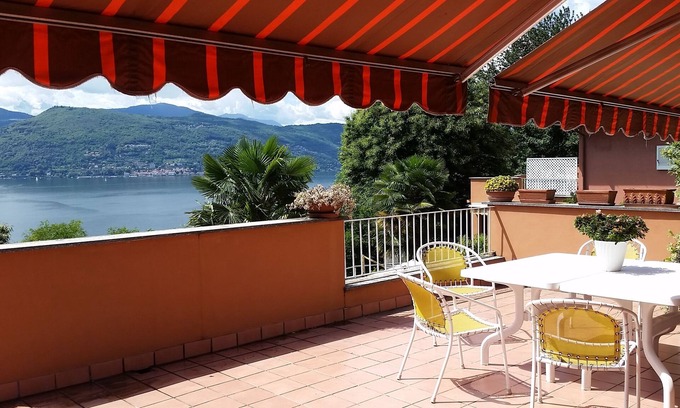 Ispra Apartment | HOLIDAY IN ISPRA LAKE MAGGIORE!