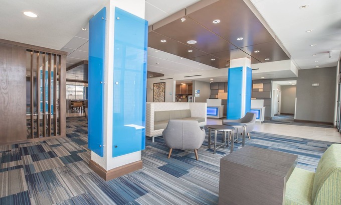 Dripping Springs Hotel | Holiday Inn Express & Suites-Dripping Springs - Austin Area by IHG