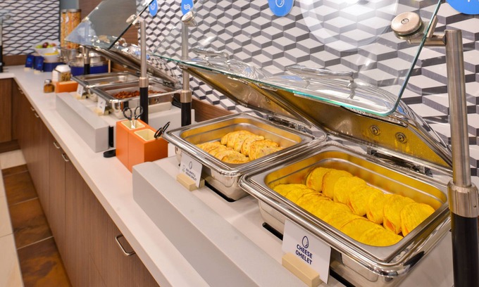 Parkdale Hotel | Holiday Inn Express Fairfield by IHG