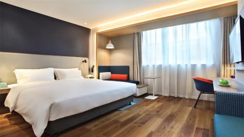 Xiufeng Hotel | Holiday Inn Express Guilin City Center by IHG