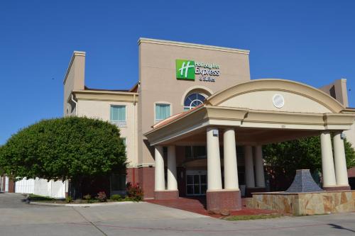 Gainesville Hotel | Holiday Inn Express Hotel & Suites Gainesville by IHG