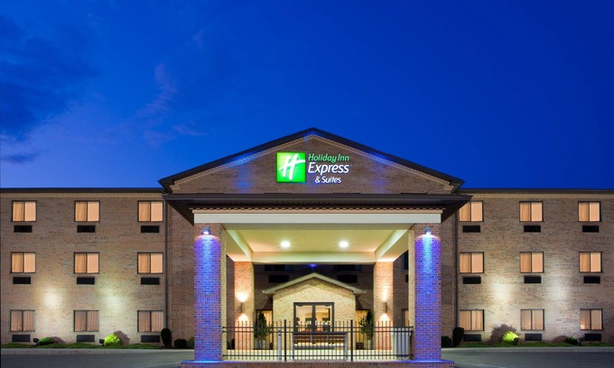 Leadsville Hotel | Holiday Inn Express Hotel & Suites ELKINS by IHG