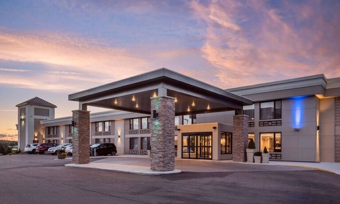 Charlottetown Hotel | Holiday Inn Express & Suites Charlottetown by IHG