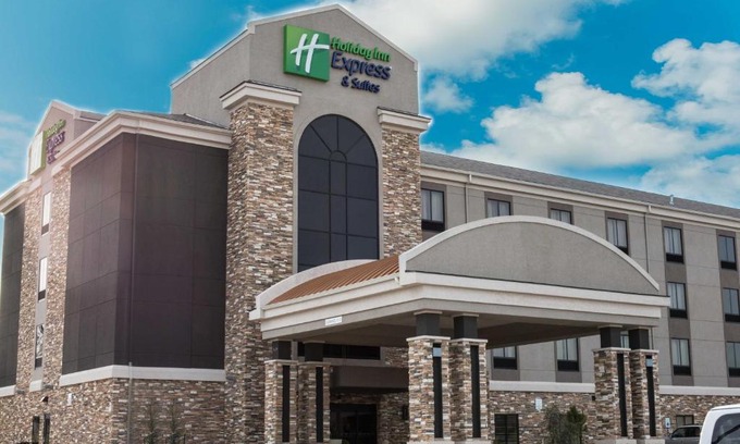 Central Oklahoma City Hotel | Holiday inn Express & Suites Oklahoma City Southeast by IHG