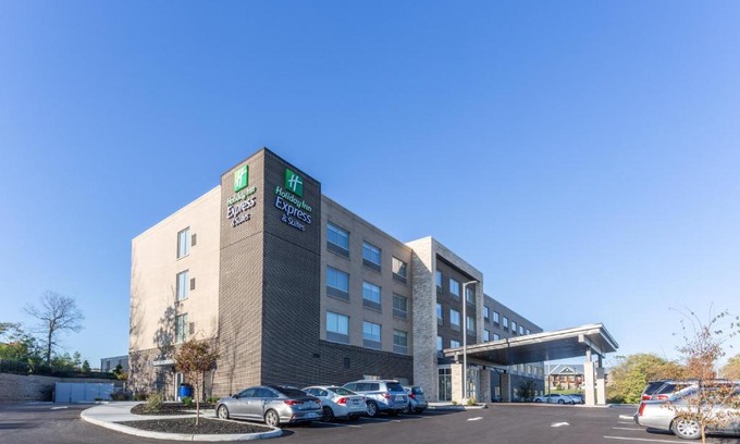 Florence Hotel | Holiday Inn Express & Suites - Florence - Cincinnati Airport by IHG