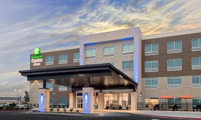 Prosser Hotel | Holiday Inn Express & Suites - Prosser - Yakima Valley Wine by IHG