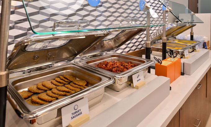 Black Creek Hotel | Holiday Inn Express Toronto - North York by IHG