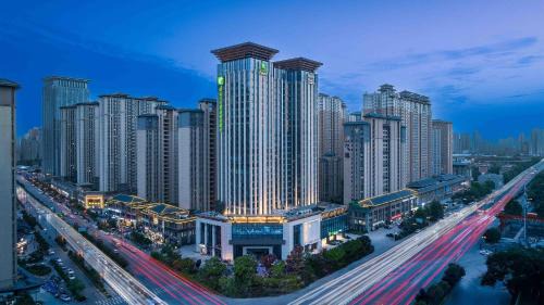 Lianhu Hotel | Holiday Inn Express Xi'an Daxing by IHG