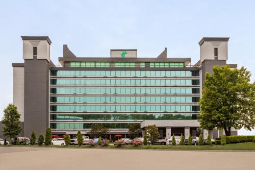 East Bank Hotel | Holiday Inn Nashville Downtown - Stadium by IHG