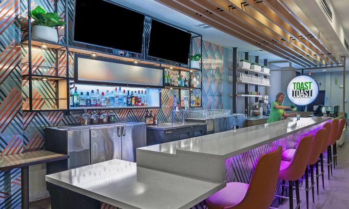 McKinney Hotel | Holiday Inn & Suites McKinney - N Allen by IHG