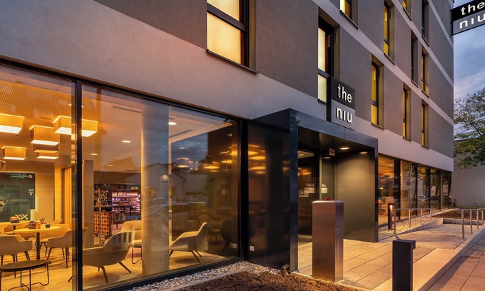 Oberesslingen Hotel | Holiday Inn - the niu, Timber Esslingen by IHG