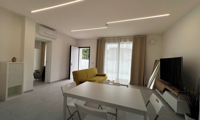 Ripe Apartment | Holiday home in Trecastelli (AN) - 10 km from Senigallia (AN)