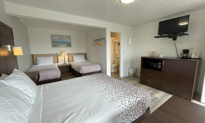 Westport Hotel | Holiday Motel