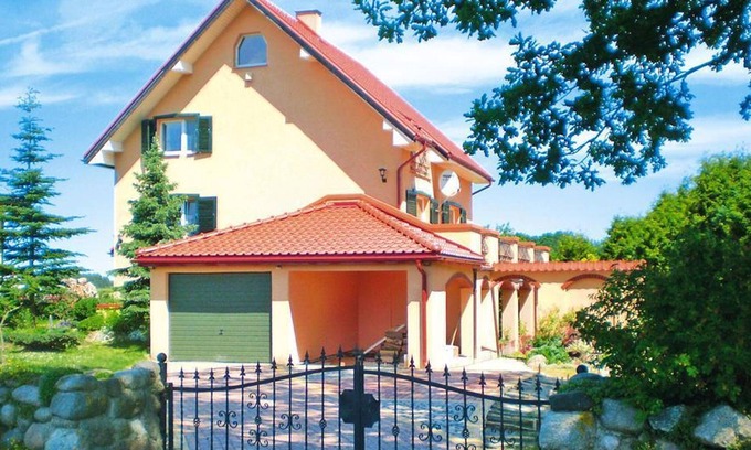Sierakowice House | Holiday Home near Forest and Lake in Pomeranian