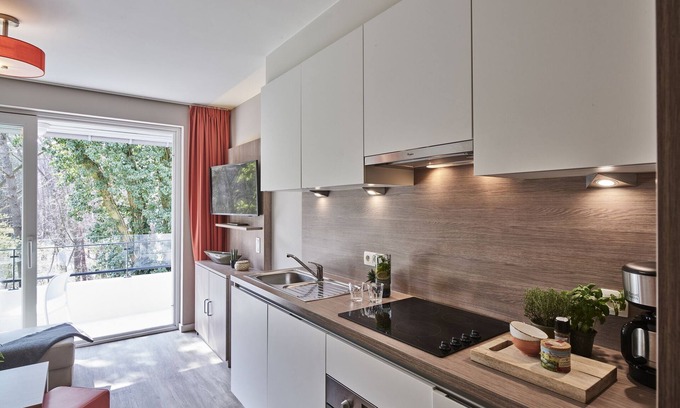 Houthalen Hotel | Holiday Suites Limburg