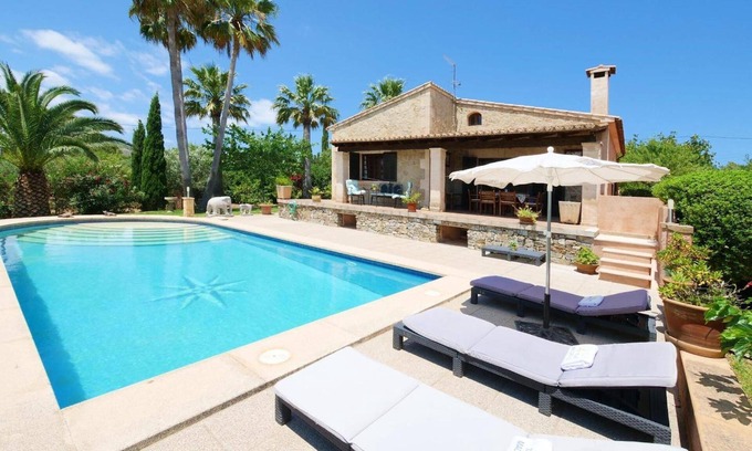 Capdepera Villa | Holiday Villa "Sa Vinyeta de Son Jaumell" with Wi-Fi, Pool, Garden & Terrace