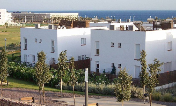 Retamar Villa | Holidays for families, 8 people. Beach and golf