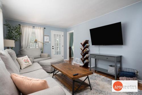 Holland House | Holland Hideaway