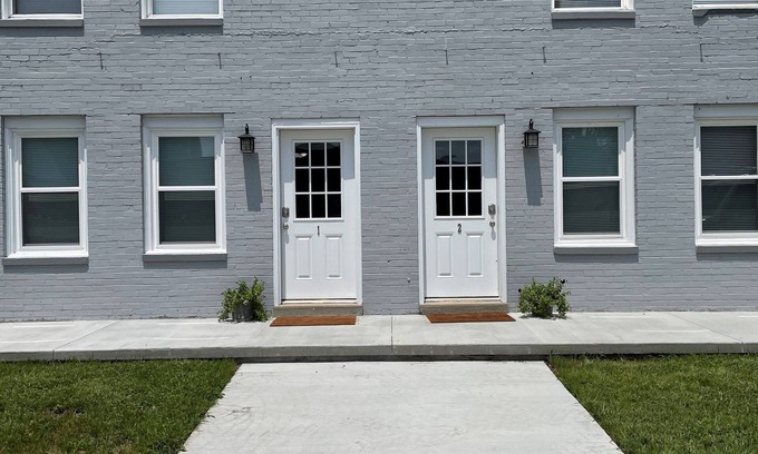 Williamstown Apartment | Holland Suites, Suite #1