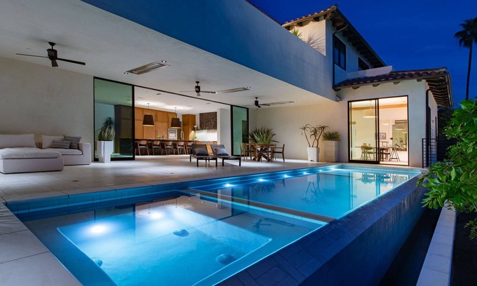 Carthay Circle House | Hollywood VIP Getaway with Pool, Hot Tub, and Moren