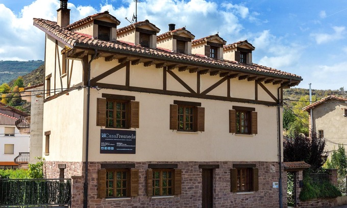Fresneda de la Tiron House | Homerez - Nice house for 4 ppl. with terrace at Fresneda de la Sierra Tirón