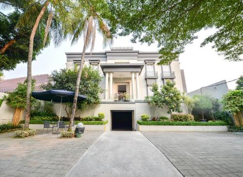 Grogol Utara House | Home 899 Patal Senayan