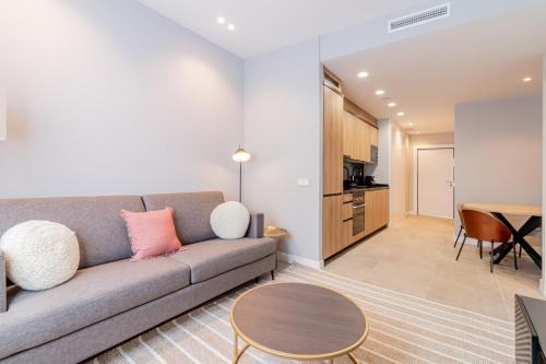 Cuatro Caminos Apartment | Home Art Apartments Bernabéu