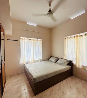 Guruvayur House | Home at Guruvayur 2 AC Room,1 single bed,Kitchen