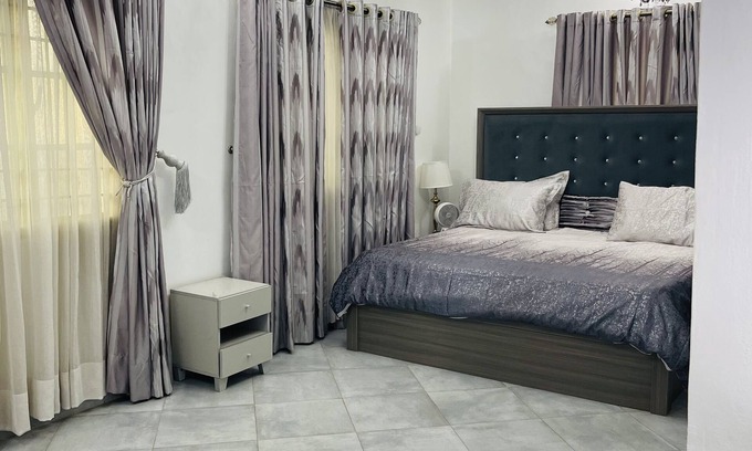 Ikorodu Apartment | Home away from hob/jacuzzi/steamer