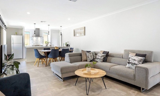 Madeley House | Home Away From Home - NDIS Friendly