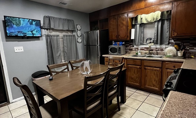 Shannon House | Home away from home