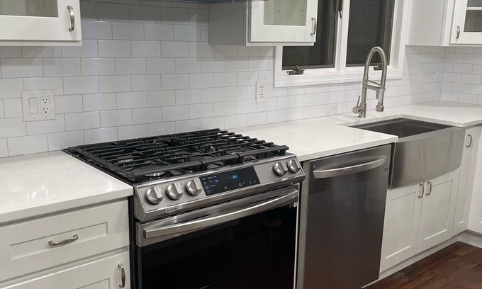Rahway House | Home Away From Home!