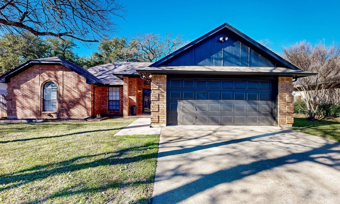 Azle House | Home close to Eagle Mountain Lake, pond & beach with patio, streaming, W/D, & AC
