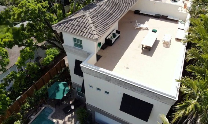 Tarpon River House | Home in Fort Lauderdale with POOL and ROOFTOP