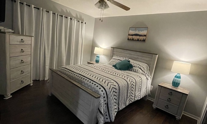 Groves House | Home in Groves