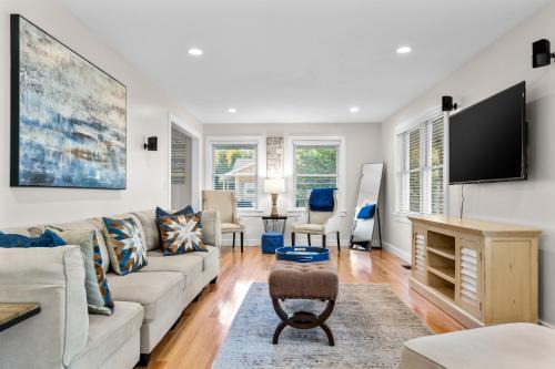 Oak Bluffs House | Home in Oak Bluffs