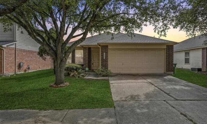 Southbelt/Ellington House | Home in the Heart of Houston