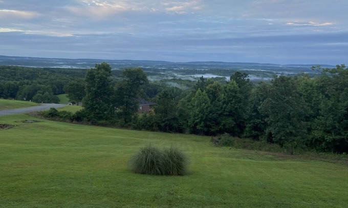 Shiloh House | Home located on top of Pine Mtn with Breathtaking Views.
