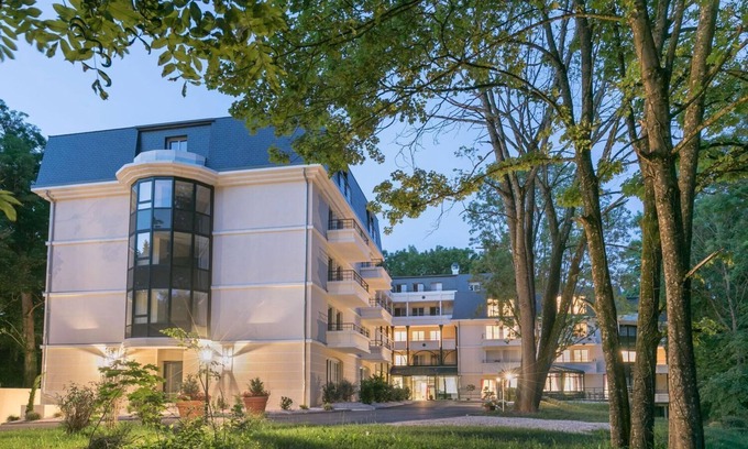 Poussots Apartment | Home Médicis Les Petites Roches
