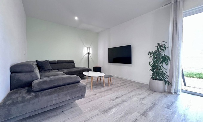 Petosse House | HOME OF OSIERS-6 PEOPLE-WIFI